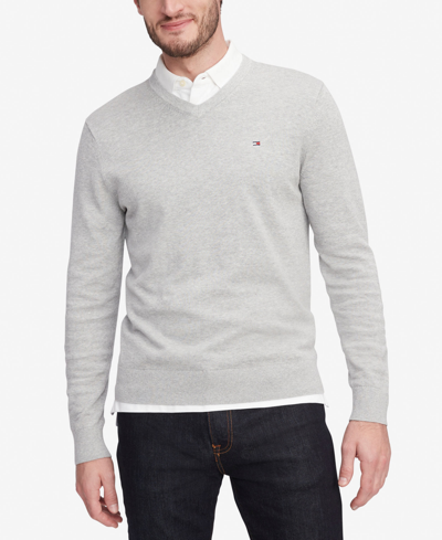 Tommy Hilfiger Men's Essential Solid V-neck Sweater In Light Grey Heather