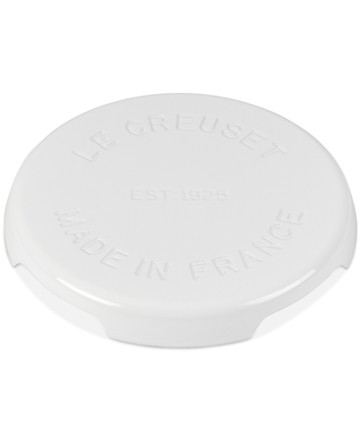 Le Creuset Deluxe Enameled Cast Iron Tripod Trivet In White