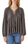 LUCKY BRAND LACE-UP TRIM PEASANT TOP
