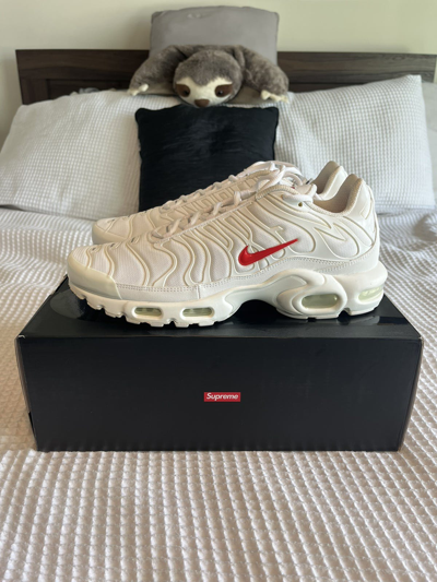 Pre-owned Nike X Supreme Nike Air Max Plus Size 10.5 Shoes In White