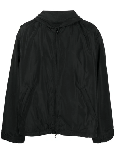 Balenciaga Logo-print Hooded Windbreaker In Nero