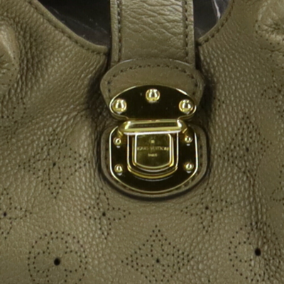 Pre-owned Louis Vuitton Solar Beige Leather Shopper Bag ()