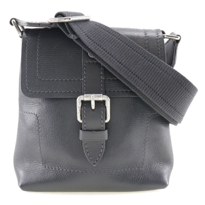 Pre-owned Louis Vuitton Yuma Black Leather Clutch Bag ()