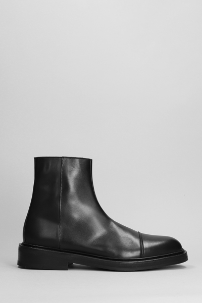 Séfr Black Pagoda Boots In Black Leather