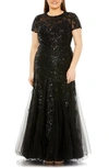 FABULOUSS BY MAC DUGGAL EMBELLISHED SHORT SLEEVE GOWN