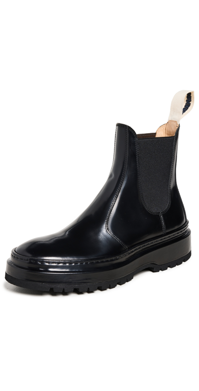 Jacquemus Logo Tag Calf-leather Boots In Black