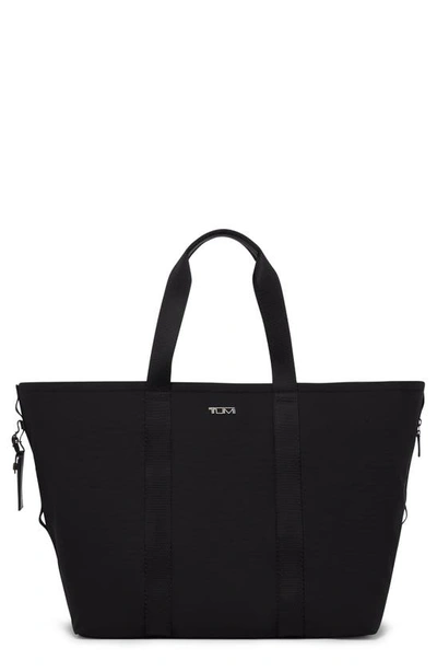 Tumi Essential Large East-west Tote Bag In Black