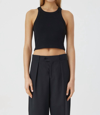 CLOSED CROPPED TANK IN BLACK