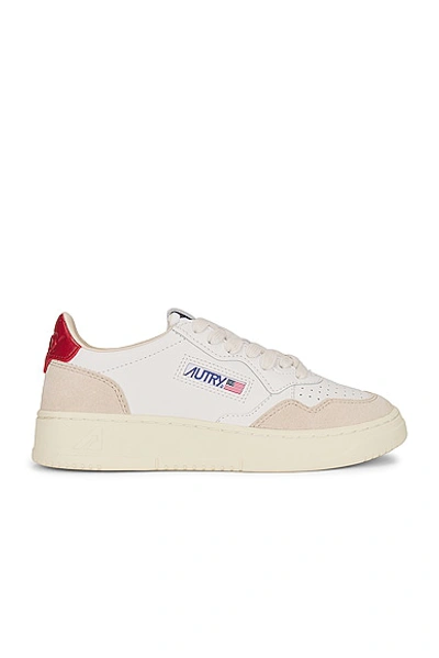 Autry Logo-patch Lace-up Sneakers In White