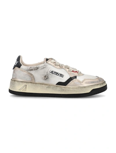 Autry Vintage Low  Leather Sneakers  With Logo In Wht/gold