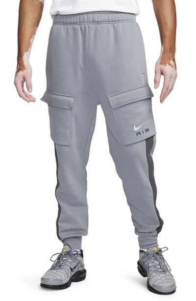 Nike Men's Air Fleece Cargo Pants In Cool Grey/ Anthracite