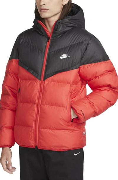 Nike Men's Windrunner Primaloftâ® Storm-fit Hooded Puffer Jacket In Black