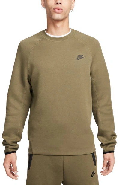 Nike Men's  Sportswear Tech Fleece Crew In Green