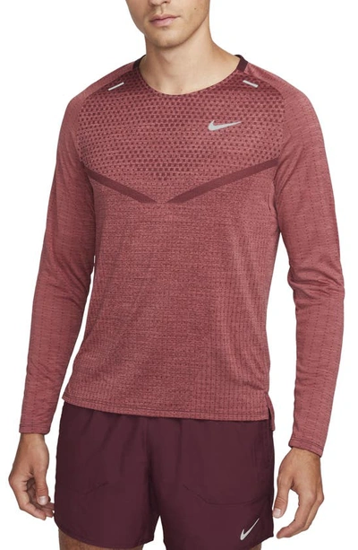 Nike Men's Techknit Dri-fit Adv Long-sleeve Running Top In Red