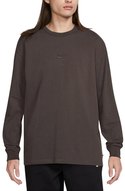 Nike Men's  Sportswear Premium Essentials Long-sleeve T-shirt In Brown