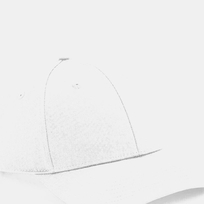 Beechfield Urbanwear 6 Panel Snapback Cap In White