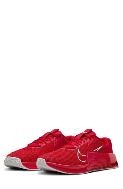 Nike Men's Metcon 9 Workout Shoes In Red