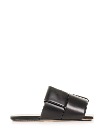 Bottega Veneta Padded Leather Mule In Black