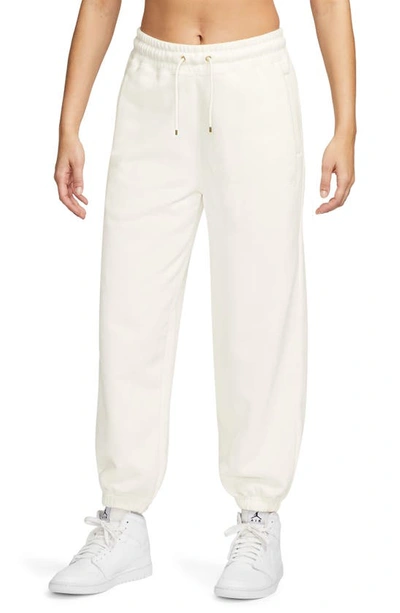 Jordan Women's  Flight Fleece Winterized Trousers In White