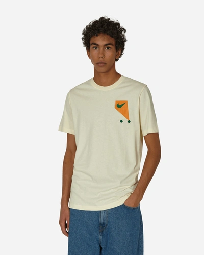 Nike Graphic T-shirt Coconut Milk In White