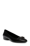 Anne Klein Cora Womens Chain Textured Ballet Flats In Black Smooth