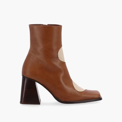 Alohas Blair Bicolor Camel Cream Ankle Boots In Multi