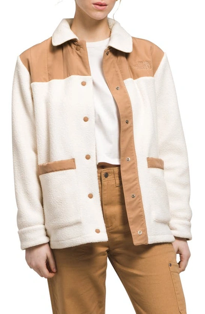 The North Face Cragmont Panelled Fleece Jacket In Gardenia White/ Almond Butter
