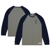 MITCHELL & NESS MITCHELL & NESS GRAY GEORGETOWN HOYAS LEGENDARY SLUB RAGLAN LONG SLEEVE T-SHIRT