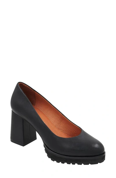 Andre Assous Lucky Block Heel Pump In Black