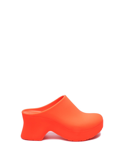 Loewe Terra Clogs In Orange,fluo