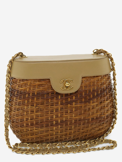 Pre-owned Chanel Leather Shoulder Bag In Brown