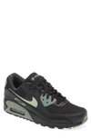 Nike Men's Air Max 90 Gore-tex Winterized Shoes In Black