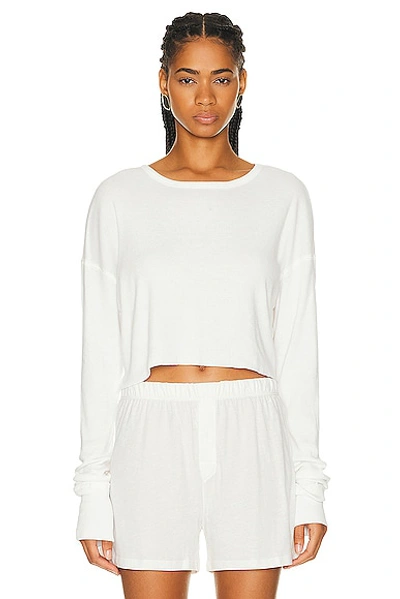 Éterne Off-white Cropped Long Sleeve T-shirt