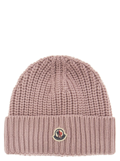 Moncler Logo Patch Beanie In Pink