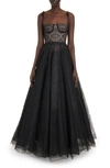 GIAMBATTISTA VALLI CHANTILLY LACE BALL GOWN