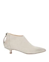 Gio+ Woman Ankle Boots Beige Size 6 Soft Leather