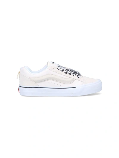 Vans Knu Skool Vlt Lx Sneakers In White