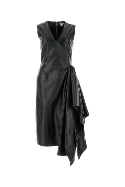 Bottega Veneta Asymmetric Hem Leather Dress In Green