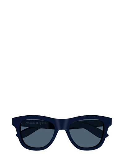 Alexander Mcqueen Eyewear Square Frame Sunglasses In Blue