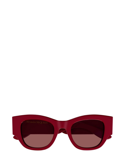 Alexander Mcqueen Square Frame Sunglasses In Red
