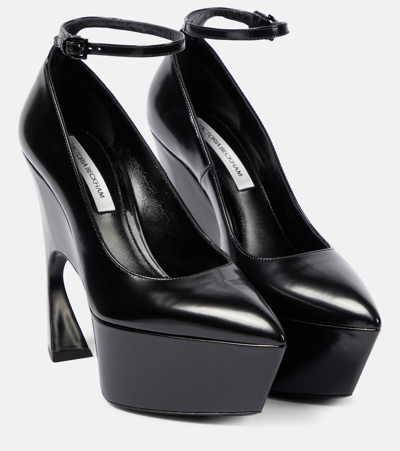 Victoria Beckham Leather Platform Pumps In Black