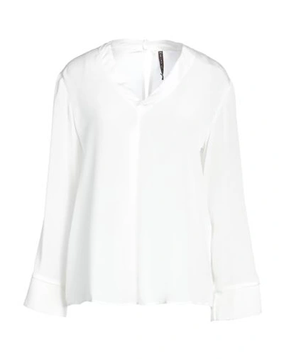 Manila Grace Woman Top White Size 10 Silk