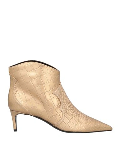 Kallisté Kallistè Woman Ankle Boots Gold Size 8 Soft Leather