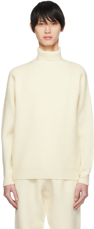 Auralee Off-white Milled Turtleneck In 24589258 Ivory White