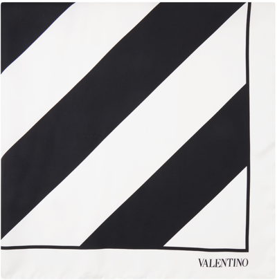 Valentino Black & White Striped Scarf In 0an Avorio/nero