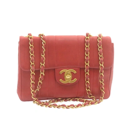 Pre-owned Chanel Leather Shoulder Bag () In Red