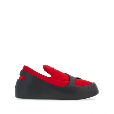Ferragamo Hybrid 标贴拼接运动鞋 In Black-red