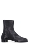 MAISON MARGIELA MAISON MARGIELA TABI LEATHER ANKLE BOOTS