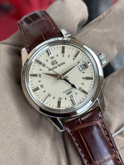 Pre-owned Grand Seiko 2023  Elegance Gmt Watch - Sbgm221