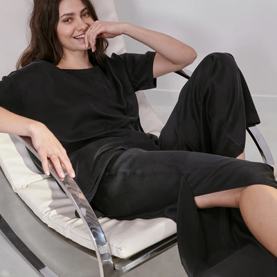 Lunya Washable Silk Tee Pant Set In Immersed Black